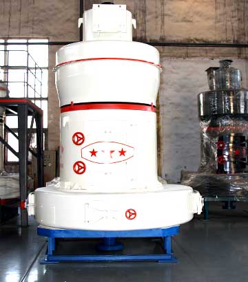 膨潤土超細(xì)磨粉機