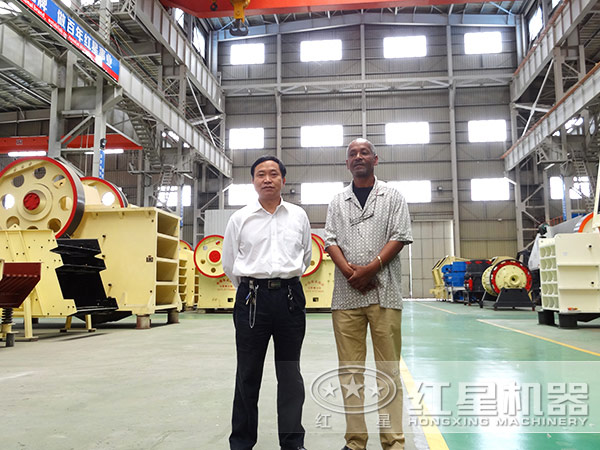 石頭粉碎機(jī)器廠家