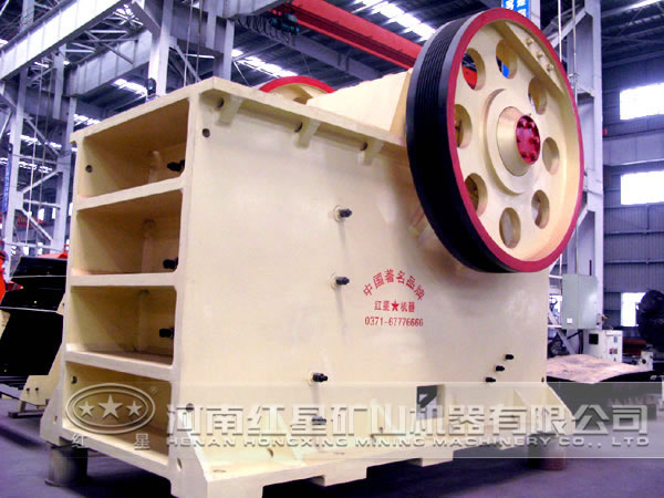 顎式破石機(jī)