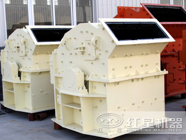 風化巖細碎機設(shè)備實拍