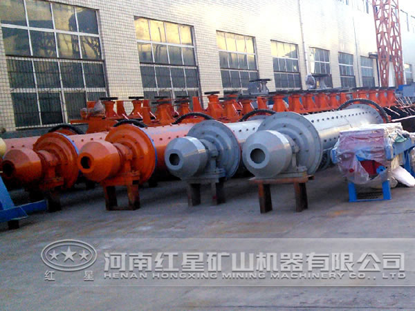 菱鐵礦球磨機廠家