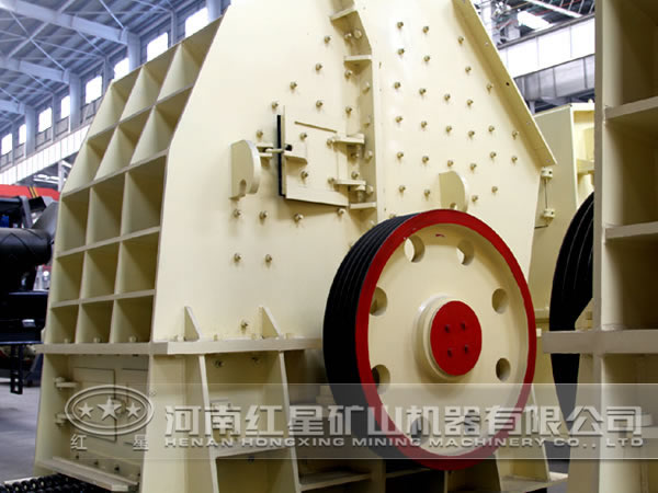 甘肅平?jīng)鲥N式破碎機(jī)