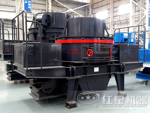 沖擊式破碎機側面展示圖