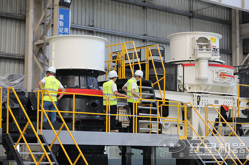 客戶來廠考察砂石設(shè)備 客戶來廠考察砂石設(shè)備