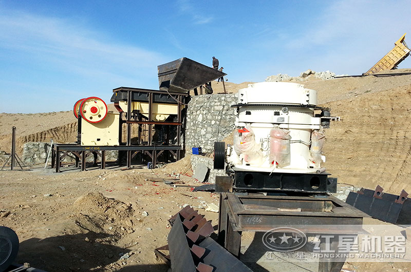 69鄂破+圓錐破碎機(jī)安裝搭建現(xiàn)場