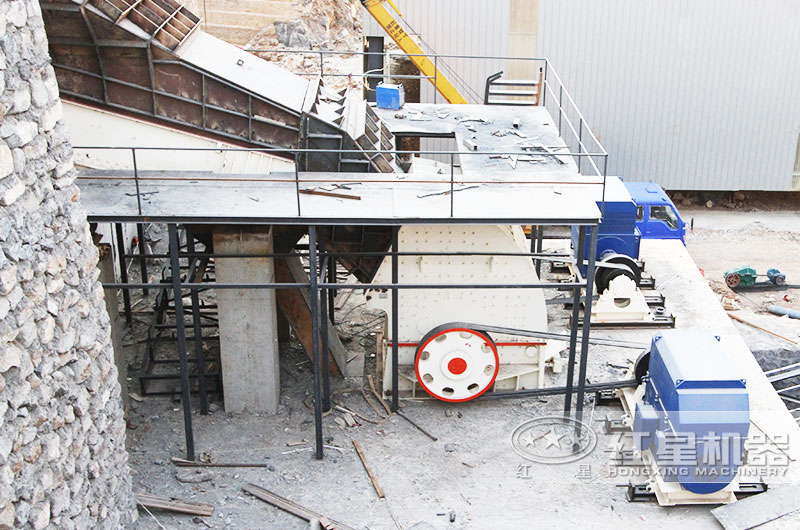 重錘破生產(chǎn)現(xiàn)場實拍 重錘破生產(chǎn)現(xiàn)場實拍