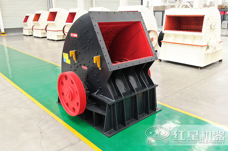 錘式石灰?guī)r破碎機(jī)圖片