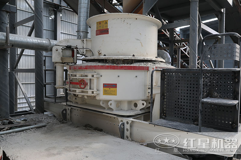 沖擊破碎機(jī)