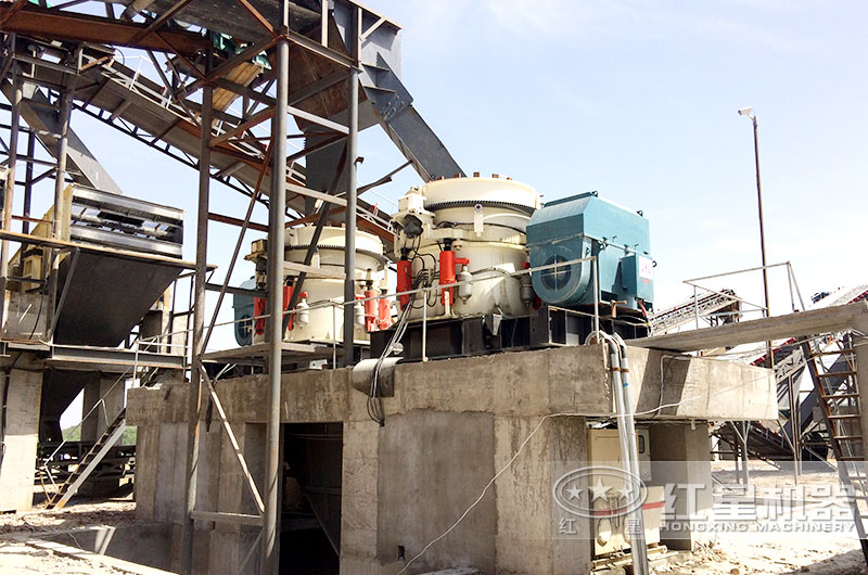 爐渣破碎生產(chǎn)線現(xiàn)場(chǎng) 爐渣破碎生產(chǎn)線現(xiàn)場(chǎng)