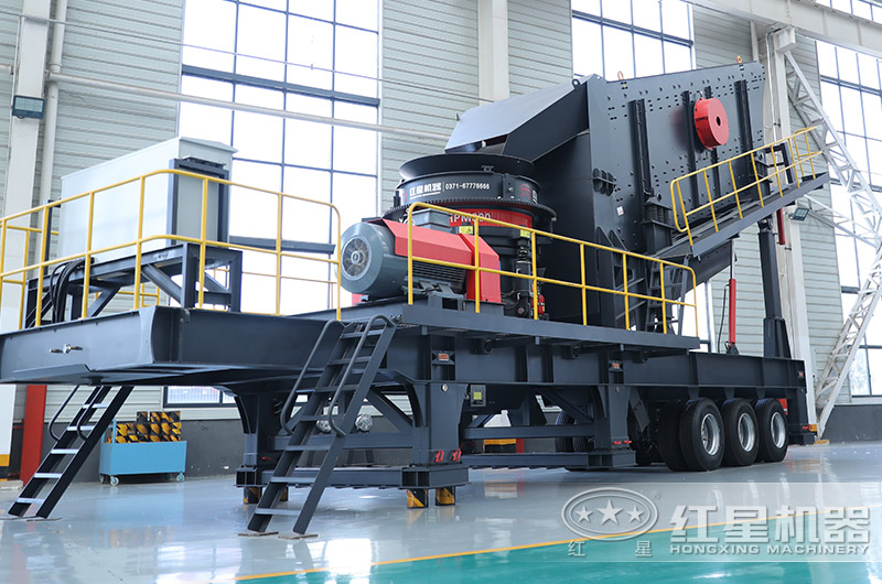 輪胎式移動(dòng)破碎篩分站