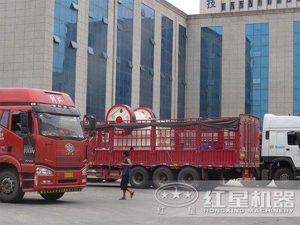 發(fā)貨現(xiàn)場(chǎng)