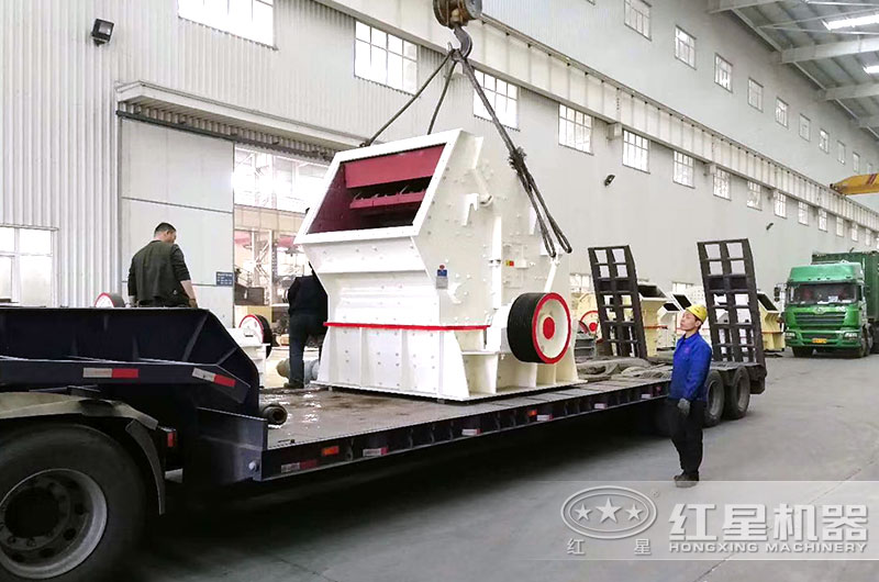 PF1520石灰?guī)r反擊式破碎機(jī)裝車(chē)、發(fā)往河北