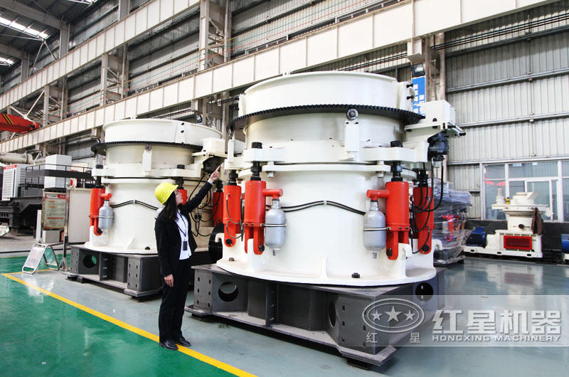多缸液壓圓錐破碎機(jī)，出料整齊度高