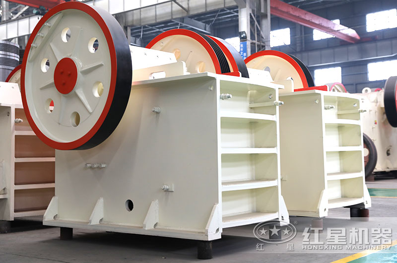PE-500×750顎式破碎機設(shè)備圖 PE-500×750顎式破碎機設(shè)備圖
