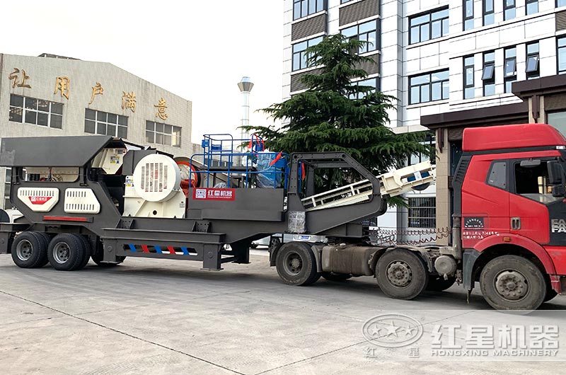 移動破碎石頭的機(jī)器發(fā)往河南焦作