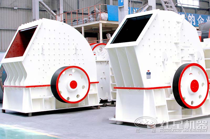 PCZ小型錘式石子破碎機(jī)圖片