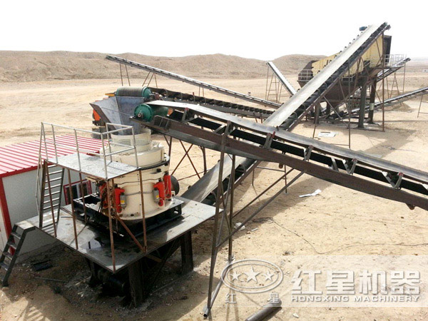 圓錐式粉碎機(jī)加工河卵石現(xiàn)場圖