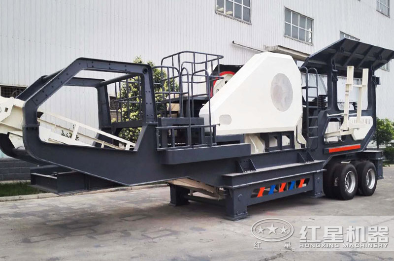 顎式移動破碎機(jī)集給料、破碎、輸送為一體