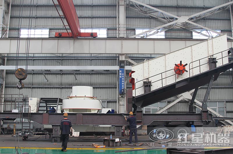 車載流動式制砂機部件配置現(xiàn)場 車載流動式制砂機部件配置現(xiàn)場
