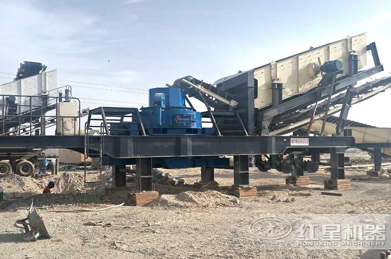 河卵石移動制砂機生產(chǎn)現(xiàn)場 河卵石移動制砂機生產(chǎn)現(xiàn)場