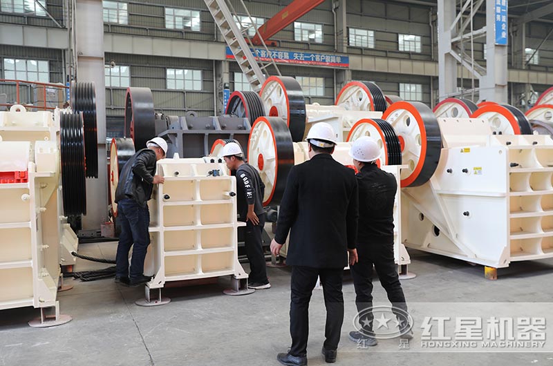 紅星客戶到場參觀考察沙場設備