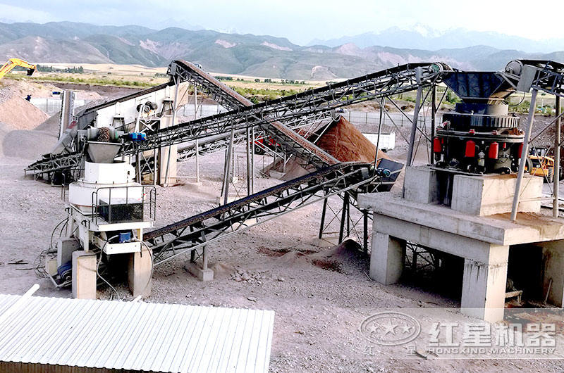 立軸式制砂機(jī)生產(chǎn)現(xiàn)場(chǎng)