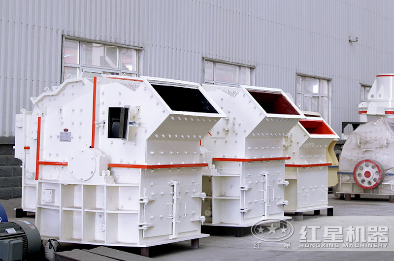 細(xì)碎制砂機車間實拍大圖，多種型號可選