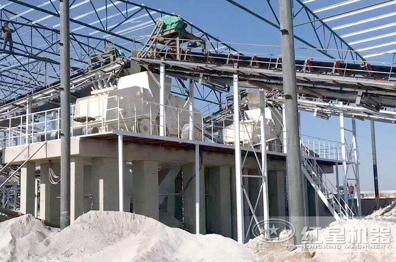 反擊破碎機(jī)生產(chǎn)現(xiàn)場，河北大型砂石生產(chǎn)線