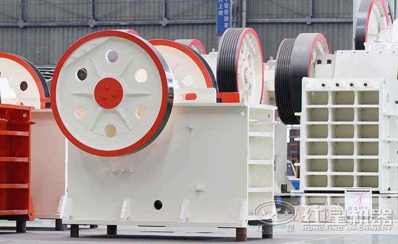 HDX德版連體顎式破碎機設備實拍