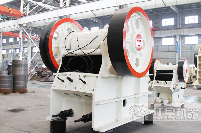 鄂式破碎機(jī) 鄂式破碎機(jī)